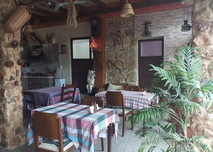 Bed & Breakfast Mystery Garden