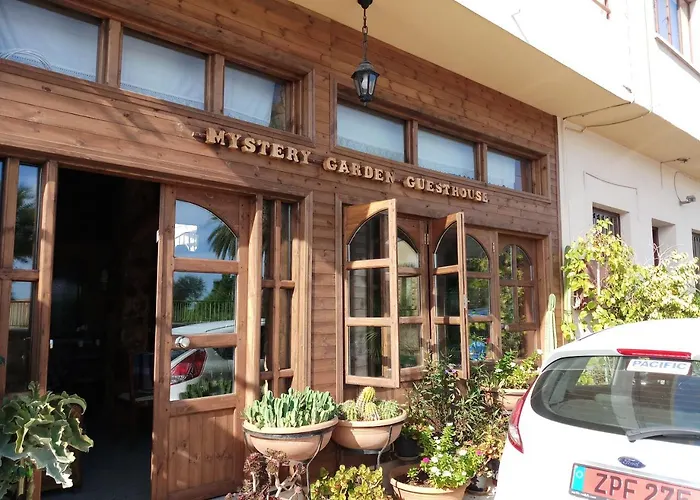 Mystery Garden Panzió